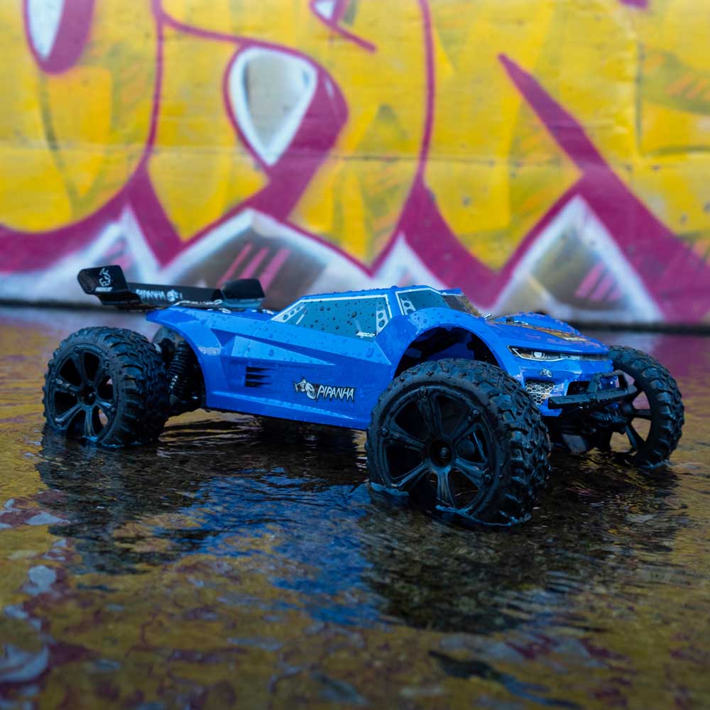 Redcat Piranha TR10 — New — Blue — 1/10 Scale 2WD Truggy